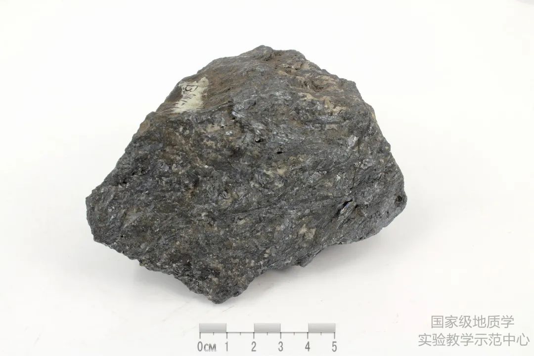 收藏备用！岩矿标本鉴别汇总，赶快学起来~的图17