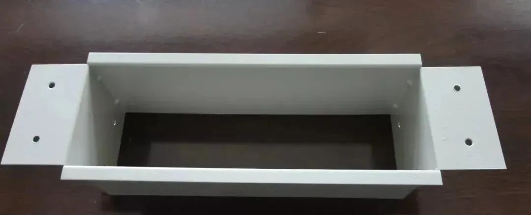 配电箱（柜）与桥架连接处如何做？这两种方法可以帮助你！的图7