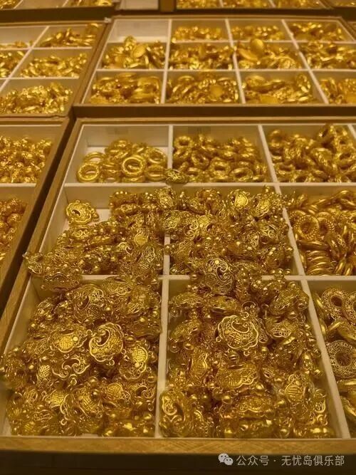 金价暴跌，金店却门可罗雀：'抄底'神话为何失效