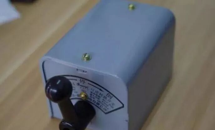 电机倒顺开关该怎么接，看完这些不再担心不会接了的图1