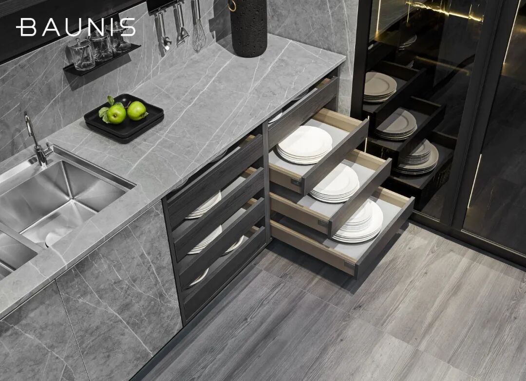 欧派橱柜欧派铂尼思高端厨房丨用岩板当橱柜门板这款海特兰简直太高级