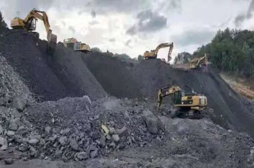 礦山修復被指變為"采礦工程"，當地村民直呼看不懂！的圖5