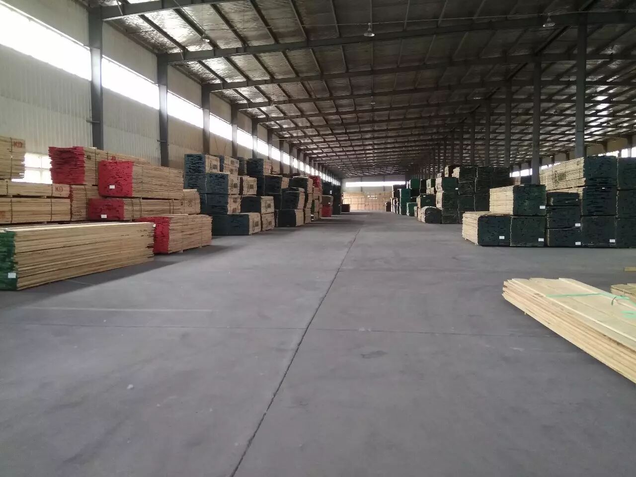 保昂木仓北美材现货木材仓储代购代销供应链金融