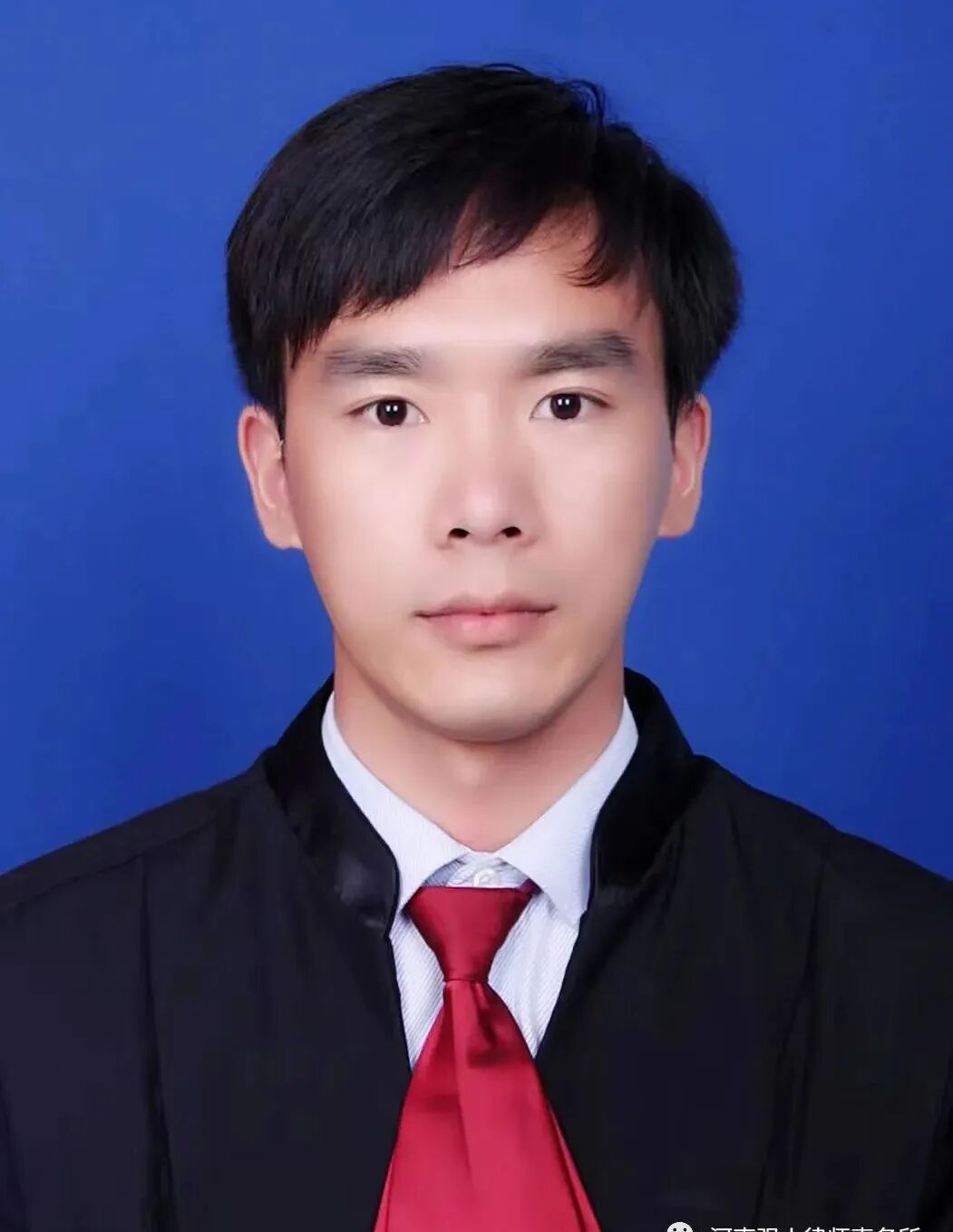 追光的我们 | 强人所成功举办迎“五四”青年律师征文活动(图9)