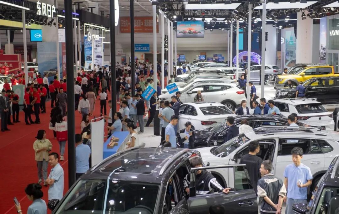 五一车展 往届展会现场。来源：湖南汽车展览会.jpg