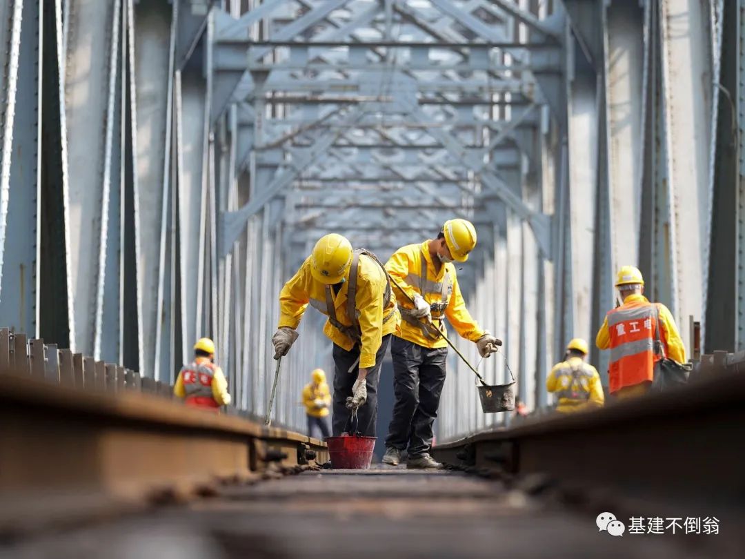 美国要和中国比基建结果连非洲都没比过