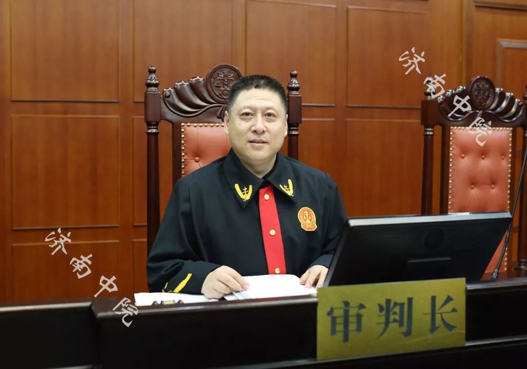 济南中院民五庭副庭长全省优秀法官乔绪晓针对案多人少的巨大压力