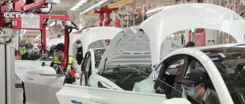 停售！多家车企不卖燃油车了！新能源车销量创历史新高，车企却不挣钱？！为什么→