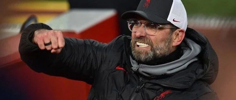 压哨签新中卫来了！神操作重现……