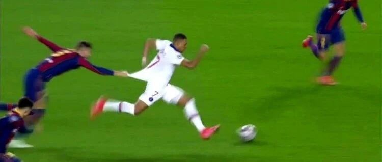 欧冠2-8惨案重演！巴萨输球还爆内讧，利物浦惊魂取胜