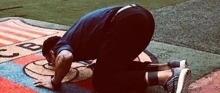 ​官宣！冬窗第一签，月薪1欧元