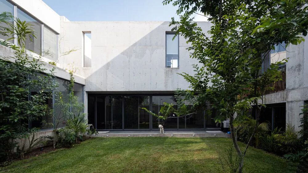 一起欣赏清水混凝土样的别墅 - 蓝宝股份