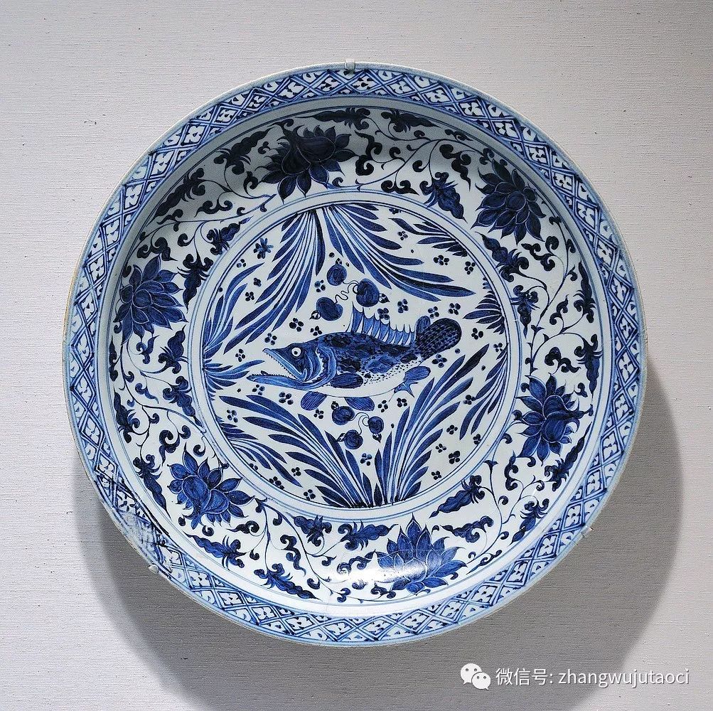 E0036346 青花魚藻文大皿 - 東京国立博物館 画像検索