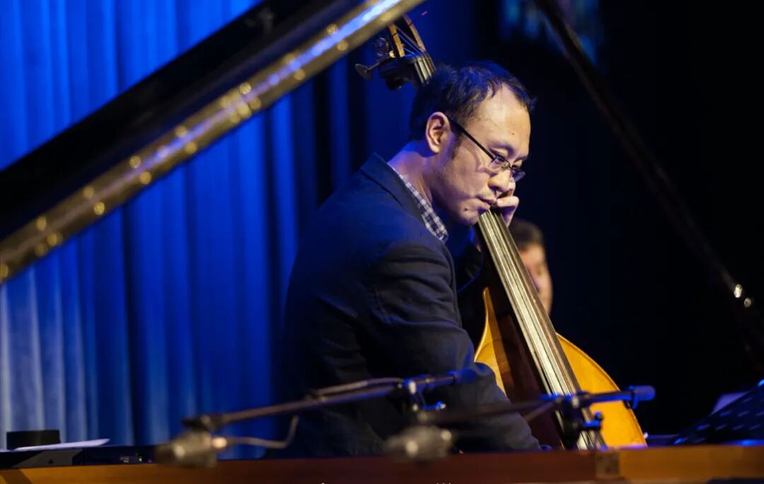 会议暖场小游戏_会议暖场歌曲中文_会议暖场音乐