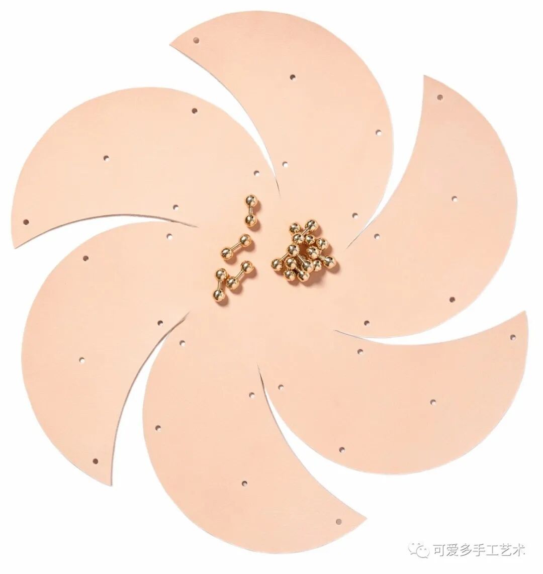 子母袋怎么做还在花钱买收纳盒？一块布剪几刀立起来就有无数个，新手都赞不绝口！（附教程）_https://www.jmylbn.com_新闻资讯_第17张