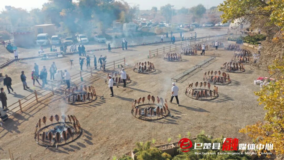 第四届新疆喀什丝路文化胡杨节暨巴楚县第十三届胡杨文化旅游节盛大