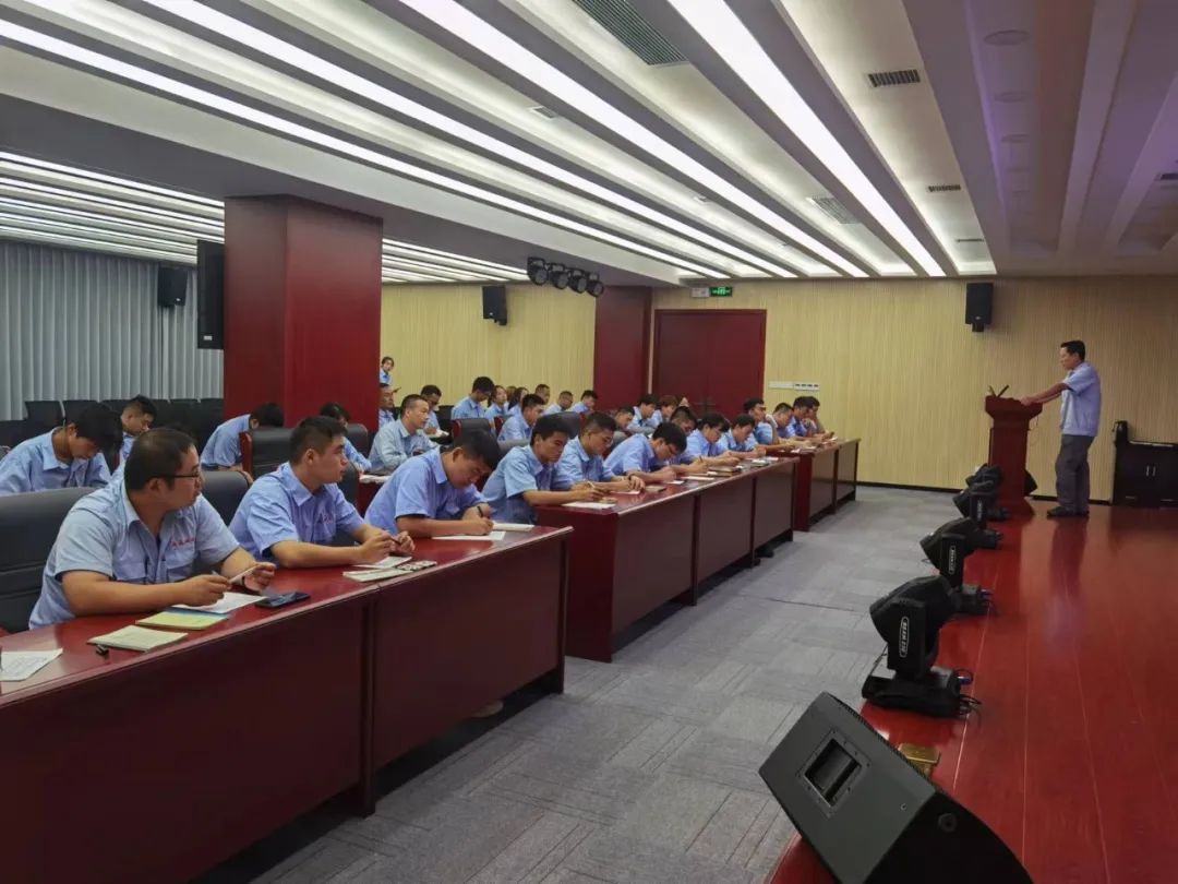 薪火相传 “晶”心筑梦 | 超晶科技2022迎新大会暨新员工培训开班仪式顺利举行(图11) 薪火相传 “晶”心筑梦 | 超晶科技2022迎新大会暨新员工培训开班仪式顺利举行(图11)