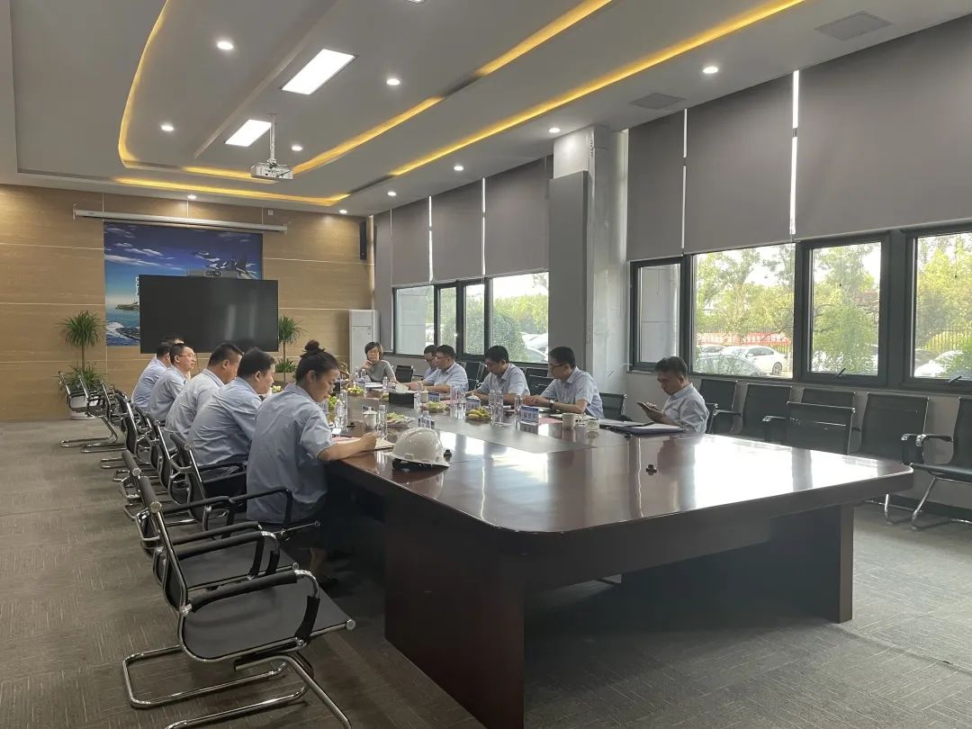 热烈欢迎航空工业自控所王少华部长一行莅临超晶科技考察交流(图4) 热烈欢迎航空工业自控所王少华部长一行莅临超晶科技考察交流(图4)