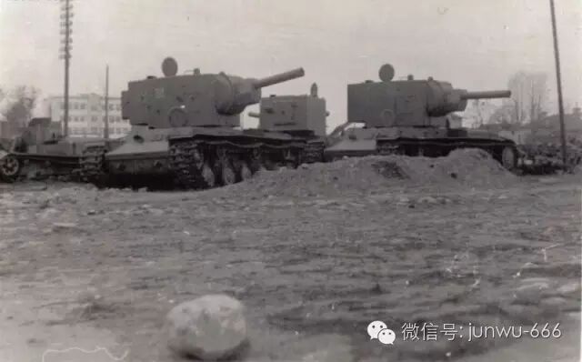 WOTB神教光芒照万丈 碾压德军装甲的巨人！