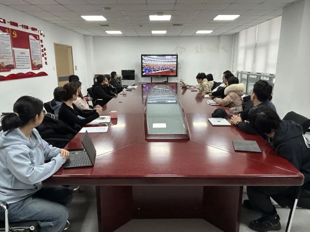 运动医学与康复学院.jpg
