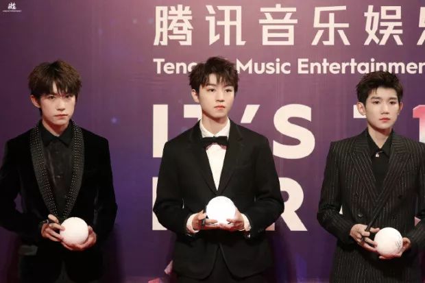 TFBOYS、陳立農、孟美岐等明星出席騰訊音樂娛樂盛典；蔡徐坤、許魏洲出席海南島國際電影節閉幕式 娛樂 第5張