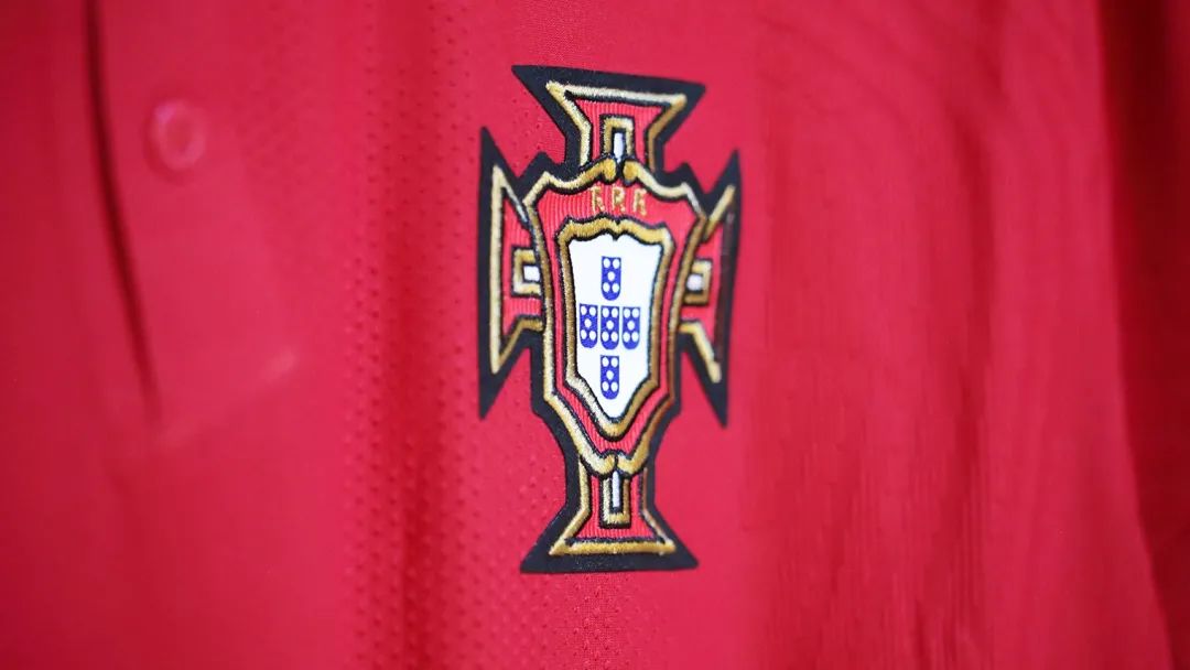 2020欧洲杯葡萄牙球衣_葡萄牙球衣冠军盾_葡萄牙球衣