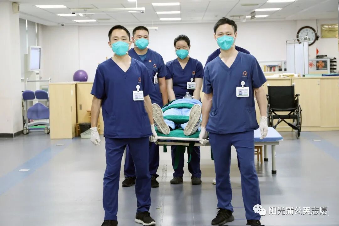 担架怎么固定【科普】急救现场我该如何搬运？_https://www.jmylbn.com_新闻资讯_第15张