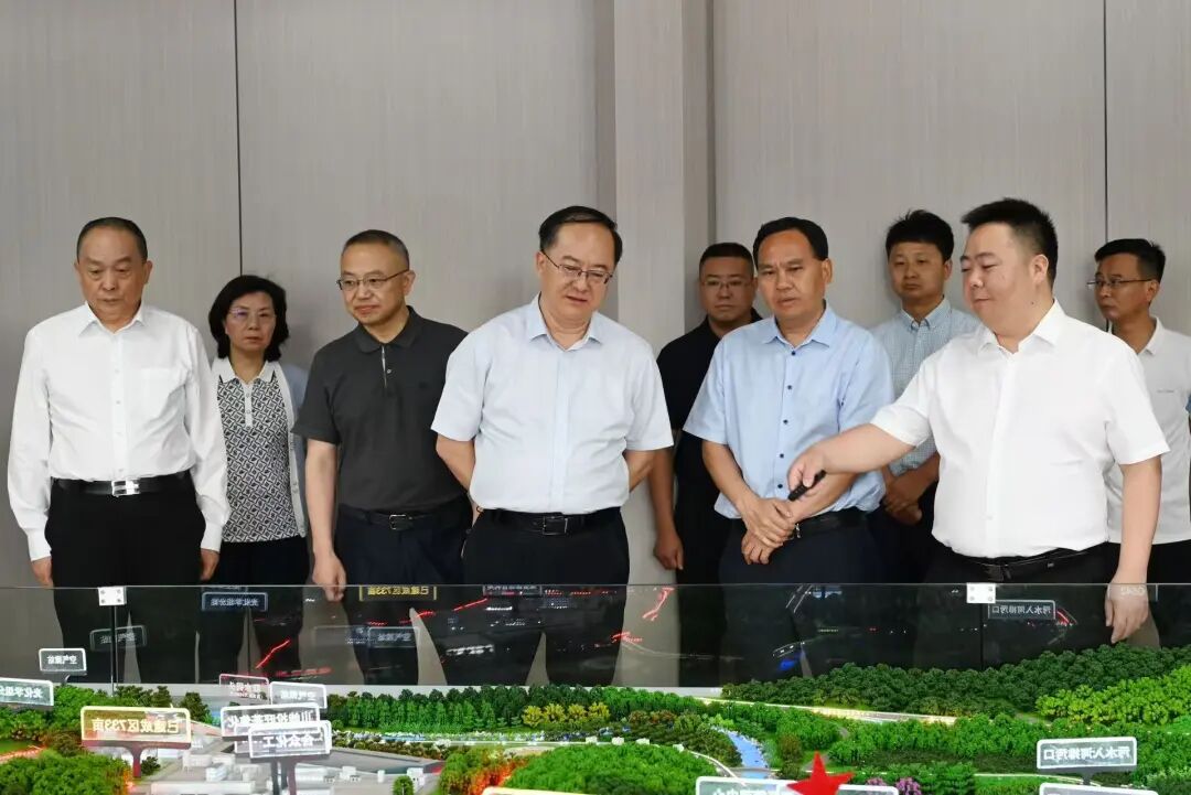 省政协副主席杜和平率队赴广元开展重点调研 罗友平会长参加调研(图2)