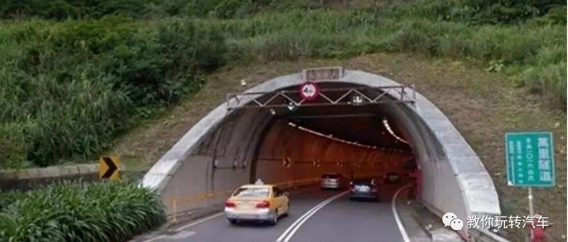 为什么跑高速要“见洞走左侧”？老司机：话糙理不糙，都是为保命！