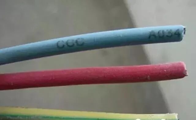 火线和零线接反了有什么后果？好多人不当回事，入住才知危险的图1