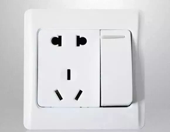 火线和零线接反了有什么后果？好多人不当回事，入住才知危险的图2