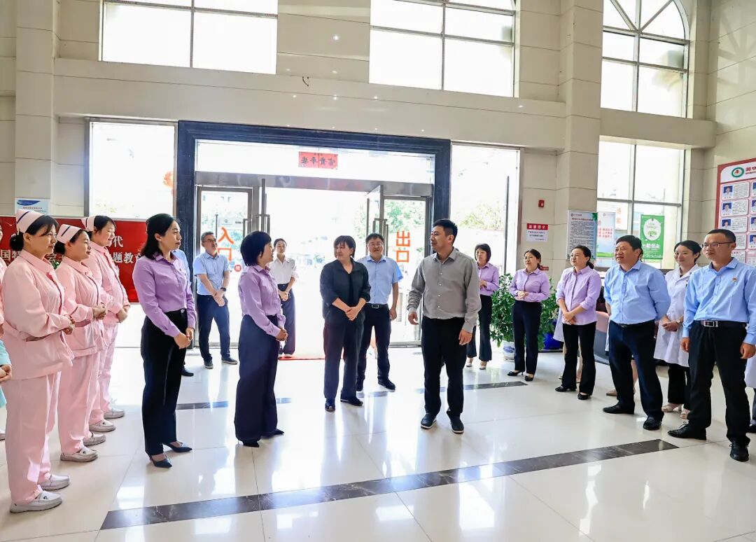 县长陈洋走访慰问一线医护人员 - 湖口县人民政府网站