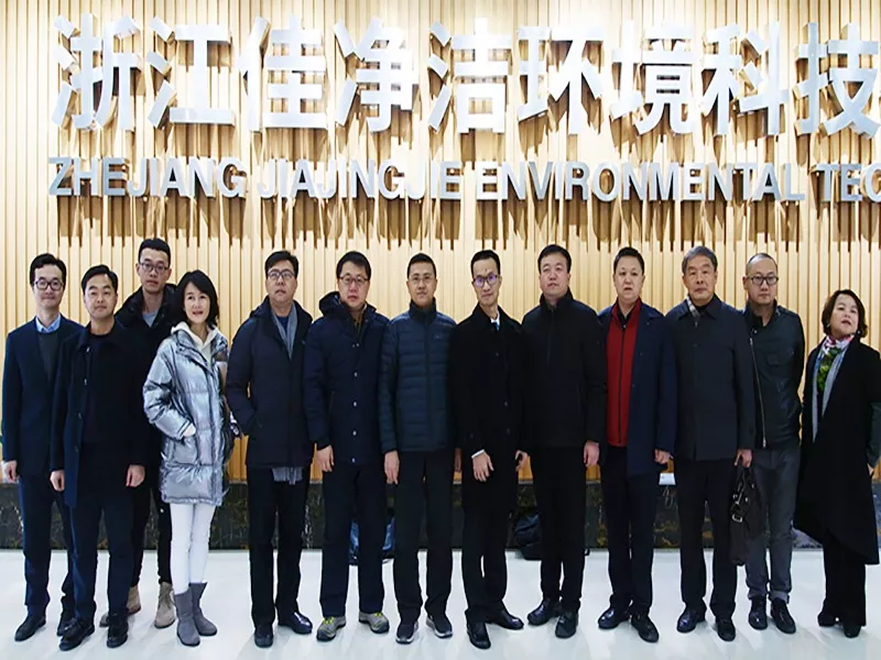 重庆市九龙坡多部门赴佳净洁商谈深化合作共建生物科技研究院