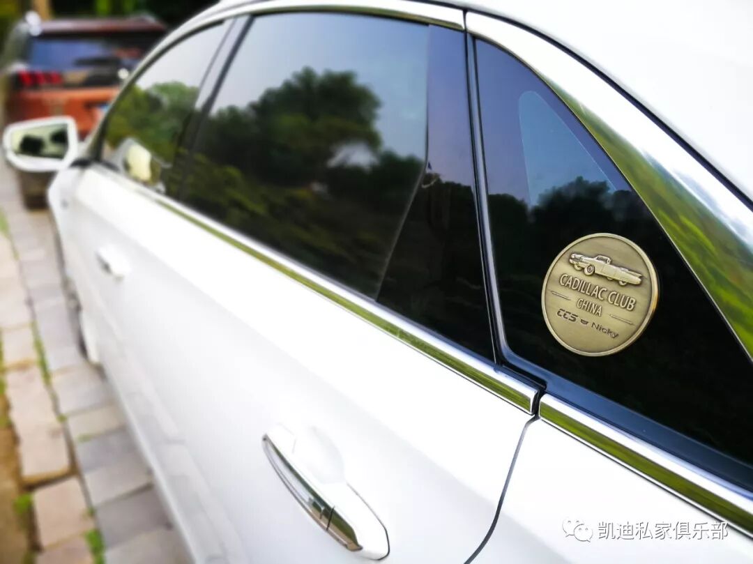 凯迪拉克logo_凯迪拉克金属车标贴_凯迪拉克车标材质