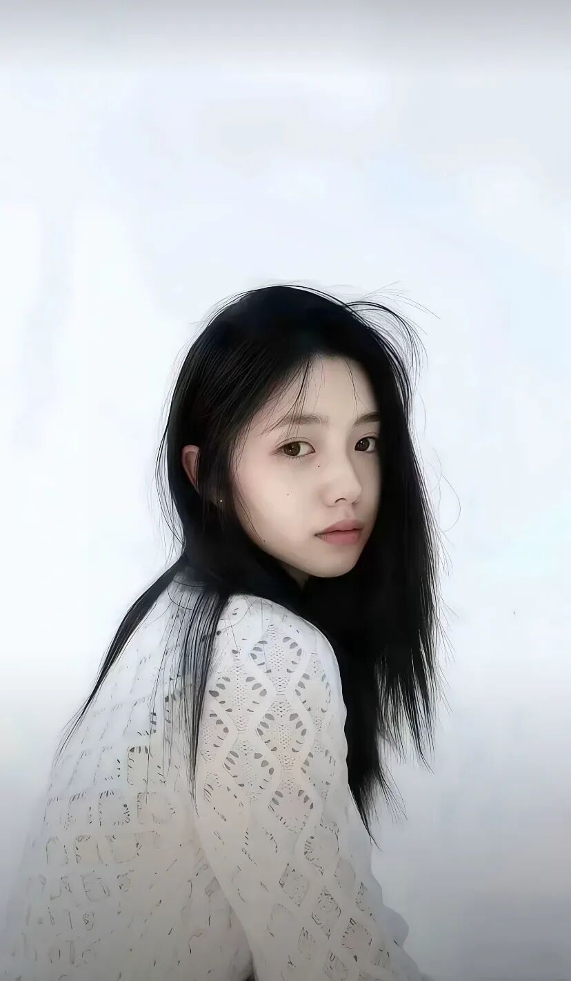 𝙬𝙖𝙡𝙡𝙥𝙖𝙥𝙚𝙧壁纸｜刘浩存（20张）