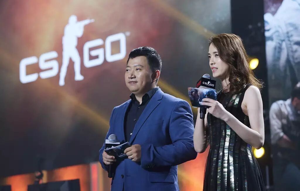 主持人BBC和5Love.Vc