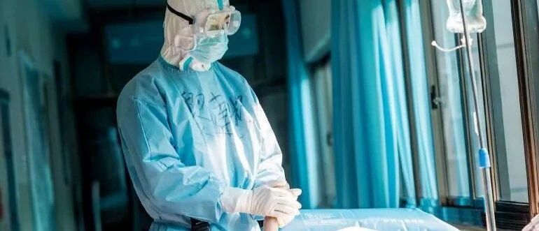 英雄永在我心：为什么说抗疫电视剧《在一起》从题材上就成功了一大步？