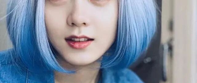 00后小花开始崛起，85花还不练练演技吗？