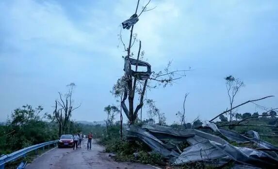 Hubei Tornado July 2026 ： 11 Dead, 331 Injured in Rare Storm