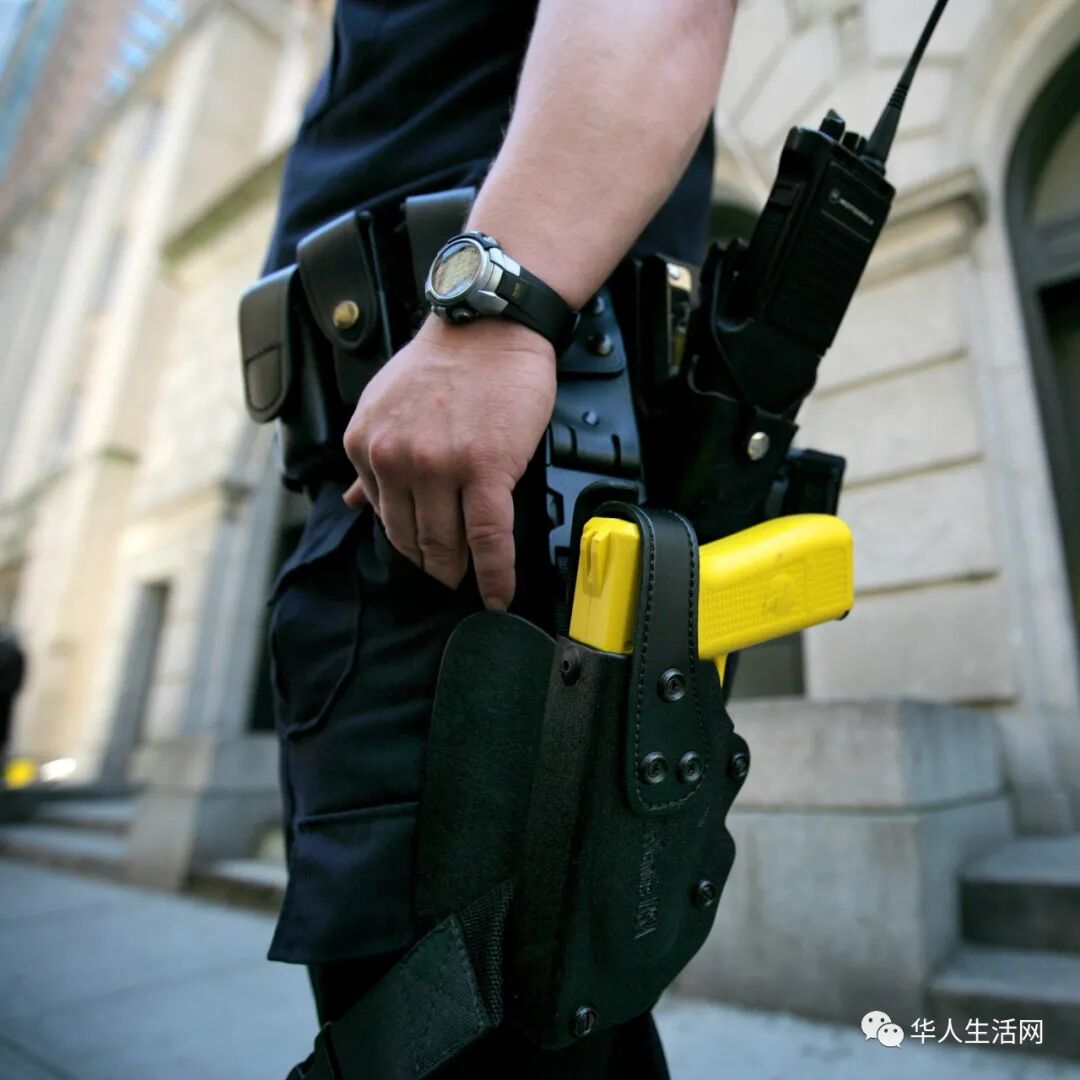 明州女警误杀非裔被控二级过失杀人 3大原因造成