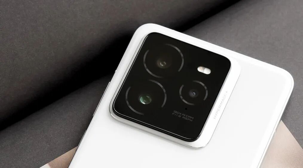 2025四款年轻人“最喜欢”的手机，近乎“零差评”