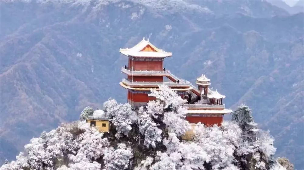 西岔沟雪景图片