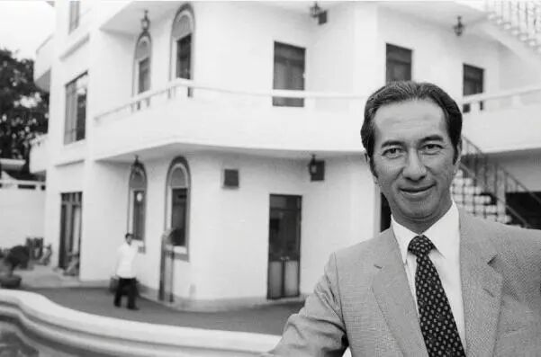 何鸿燊原配竟然这么牛撑起夫君事业后落得如此下场让人心痛！