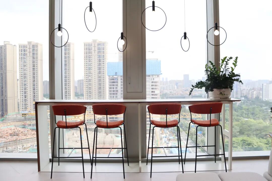 ZhihengCoffee bar1.JPG