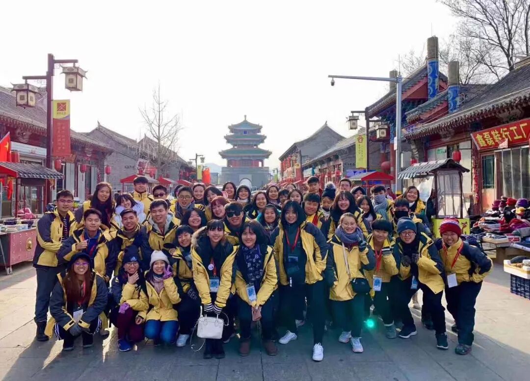 长青中国赞助，“马来西亚青少年冰雪之旅北京冬令营”圆满结营