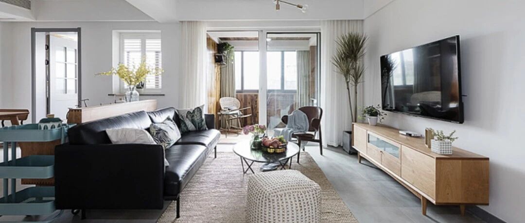 杭州90㎡的三居室装修 果断砸掉沙发墙 完工后发现空间翻倍！