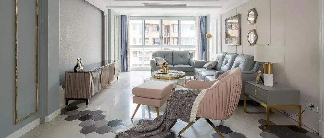 146㎡轻奢风家居 高颜值客厅圈粉无数 连地板砖都让人眼前一亮！