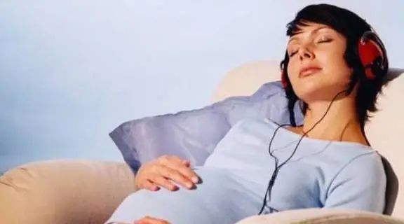 孕妇梦蛇咬自己_孕妇梦见被蛇咬是胎梦_怀孕梦见蛇被咬了