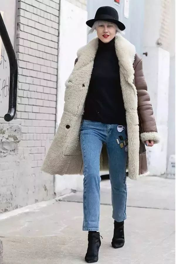 比大衣拉風比羽絨服保暖，今年秋冬超時髦的外套，穿上它直接可以上秀場！ 時尚 第21張