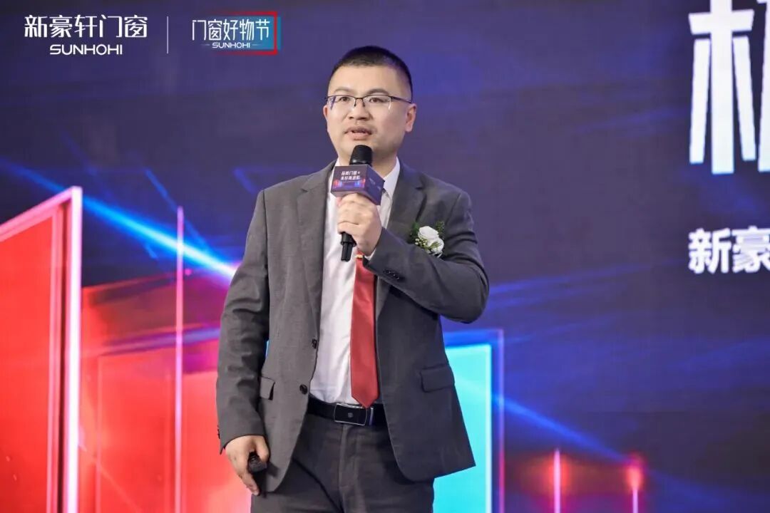 美国布鲁斯特加盟要考察什么600字
